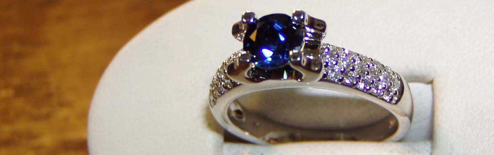 Sapphire ring